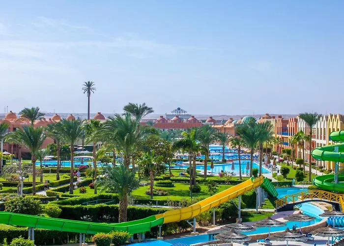 شاطئ تيتانيك 5*