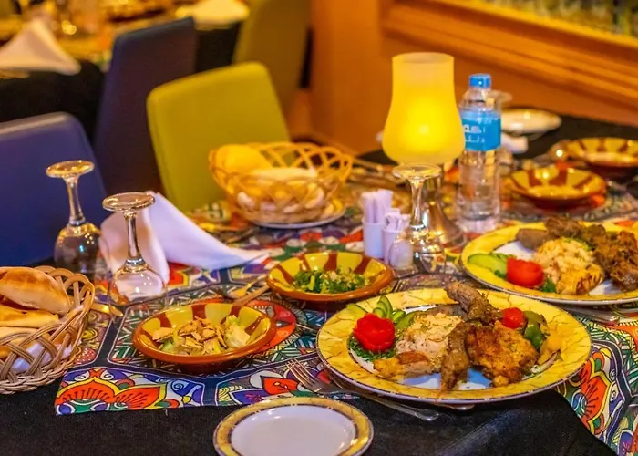 شاطئ تيتانيك 5* الغردقة