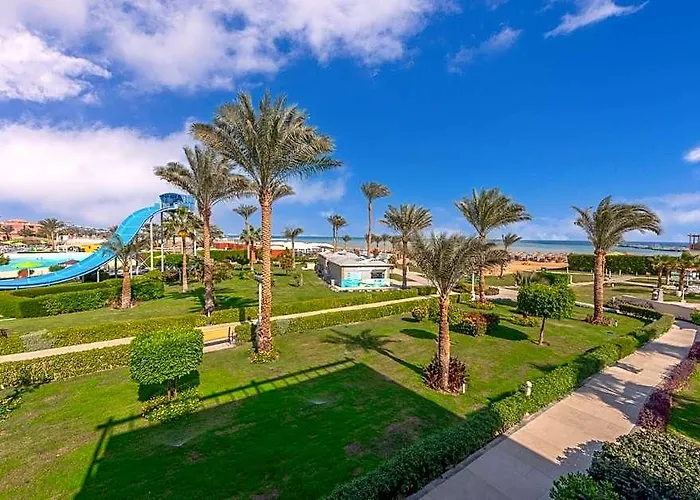 شاطئ تيتانيك 5*
