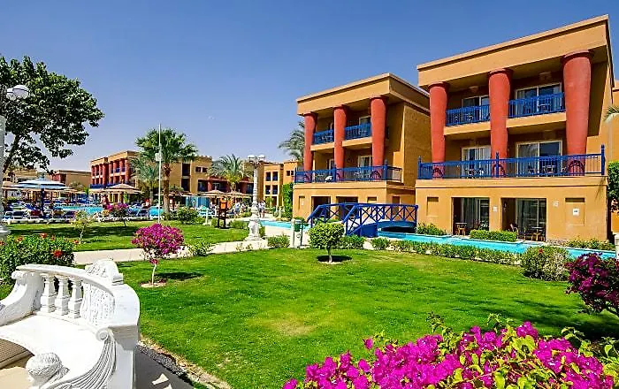 شاطئ تيتانيك 5* الغردقة